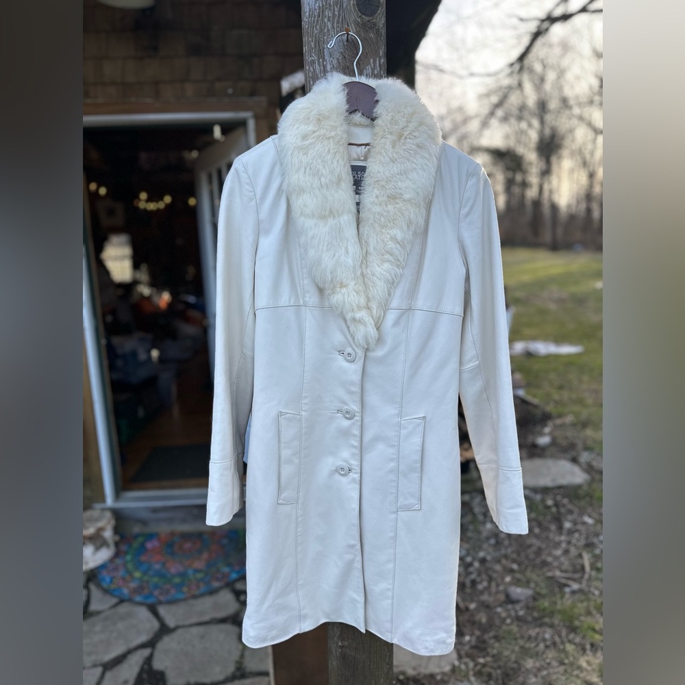 Wilson’s Genuine Leather White Trench - Picture 3 of 8